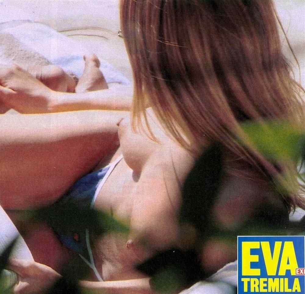 Jennifer Aniston Nude Sexy Photos