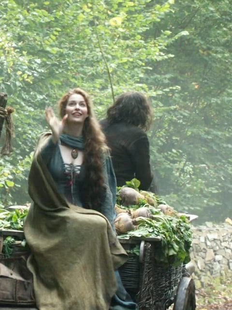 Esmé Bianco in 'Game of Thrones' S01E06 (2011)