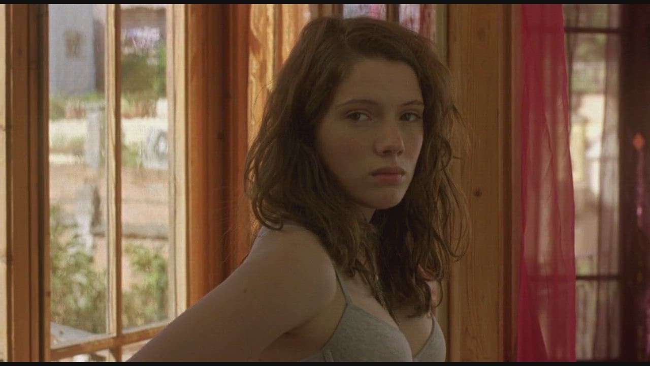 [Bush] Diana Gómez in Eloïse's Lover (2009) at 20